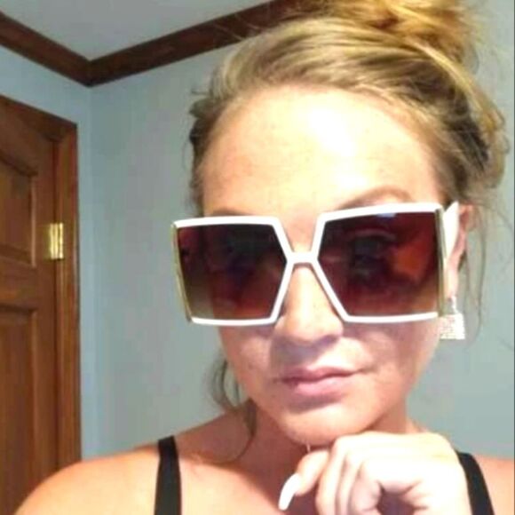 NWT Oversized sunglasses main image 11